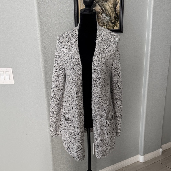 NWOT Gray Open-Front Cardigan!! - Picture 1 of 3